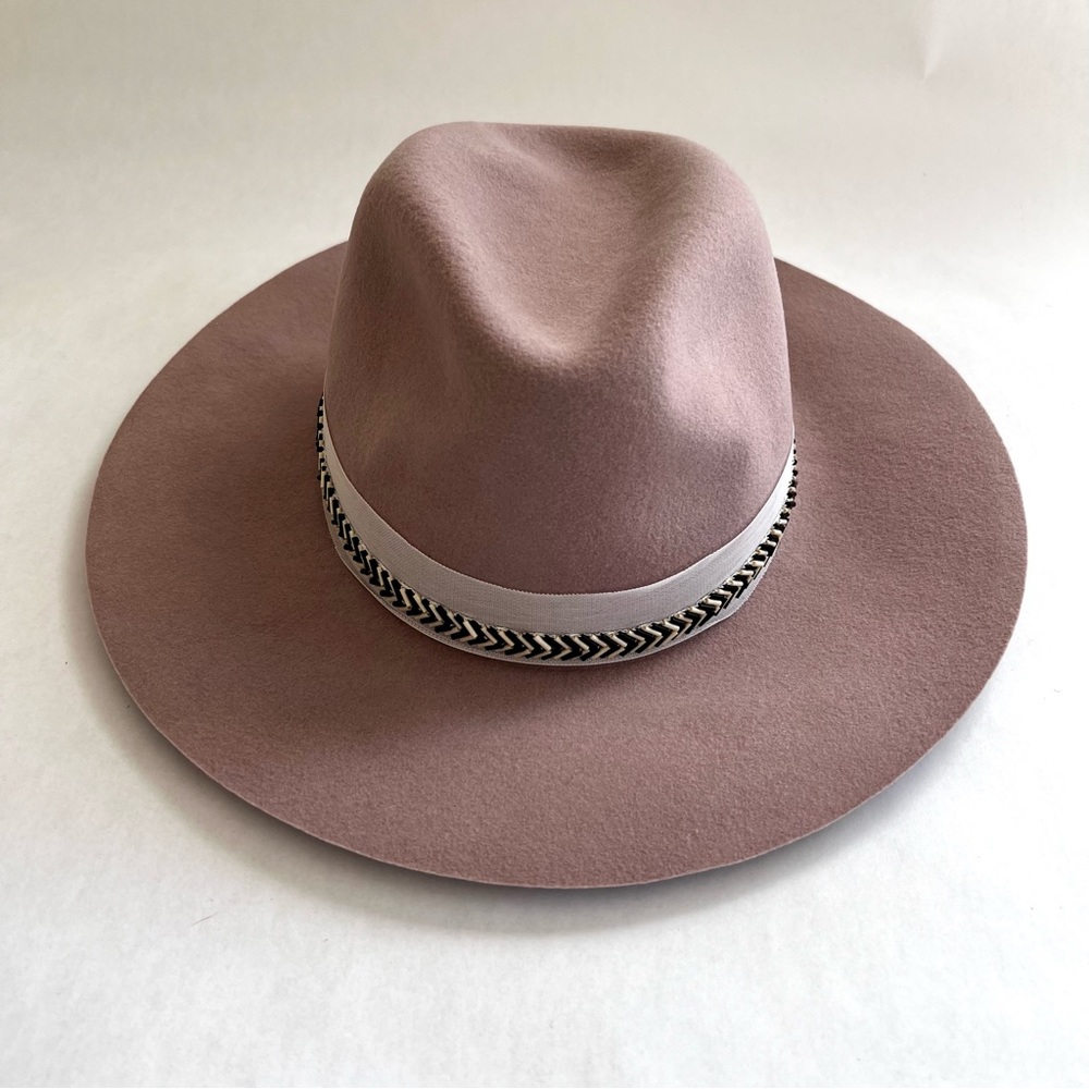 KIN/K Vega Hat in Quartz